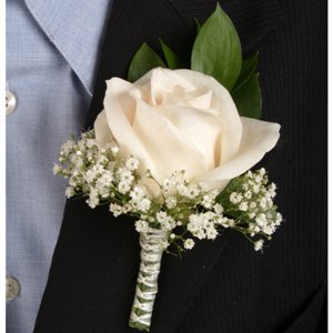 Classic Rose Ivory and Peach Boutonniere and Corsage Wedding Package